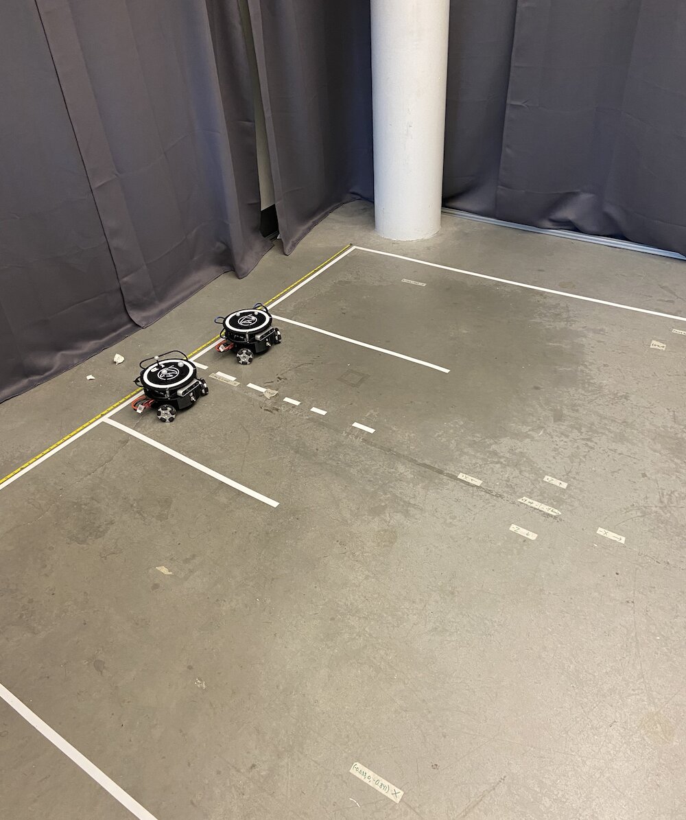 Two Tritons about to race